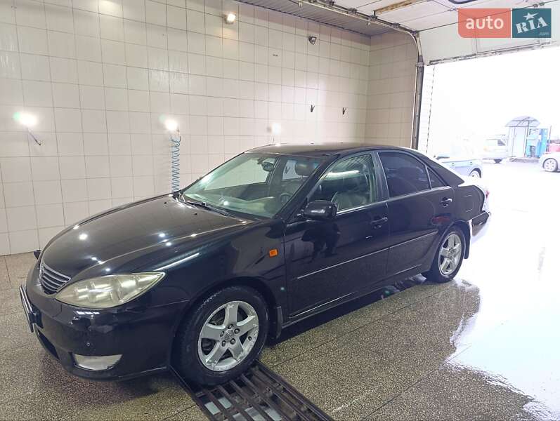 Седан Toyota Camry 2005 в Гайвороне фото 2 Седан Toyota Camry 2005 в Гайвороне