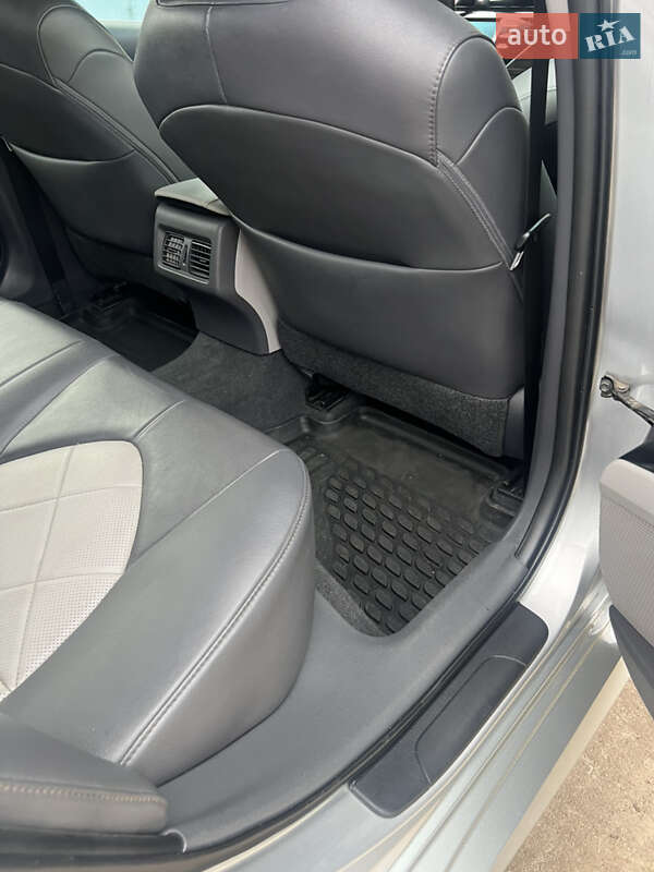 Седан Toyota Camry 2017 в Южноукраїнську