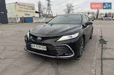 Седан Toyota Camry 2021 в Києві