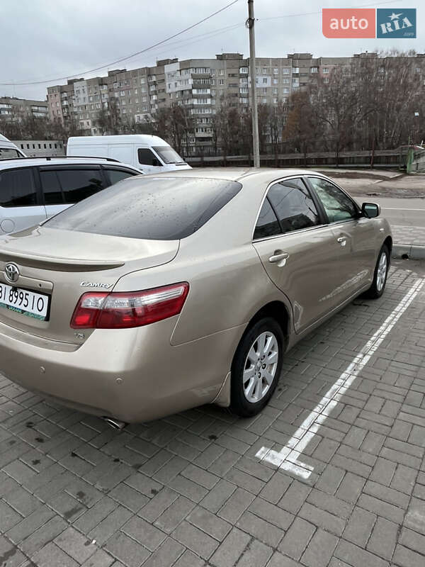 Седан Toyota Camry 2007 в Черкассах