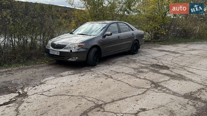 Седан Toyota Camry 2003 в Одессе