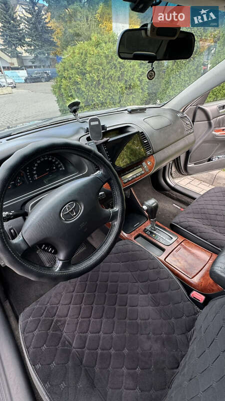 Седан Toyota Camry 2003 в Одессе