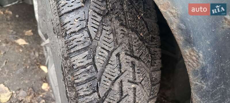 Седан Toyota Camry 2000 в Киеве