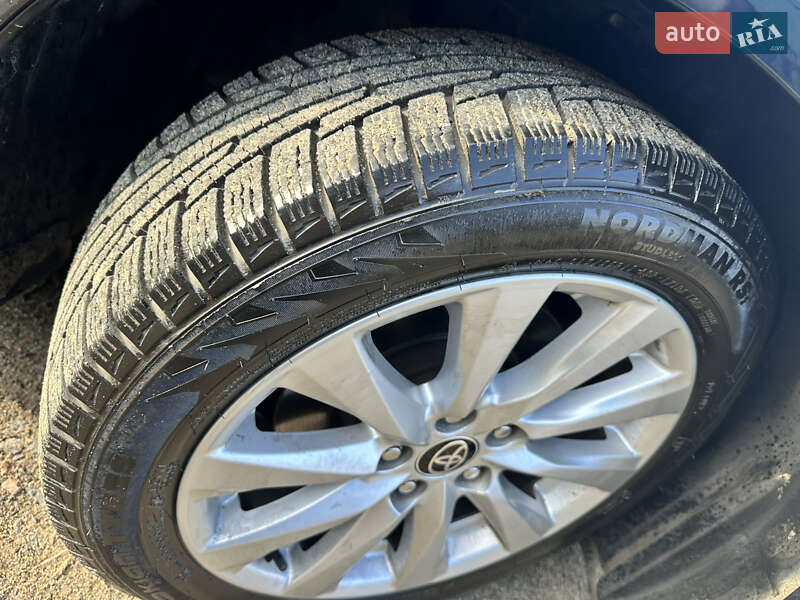 Седан Toyota Camry 2020 в Миколаєві