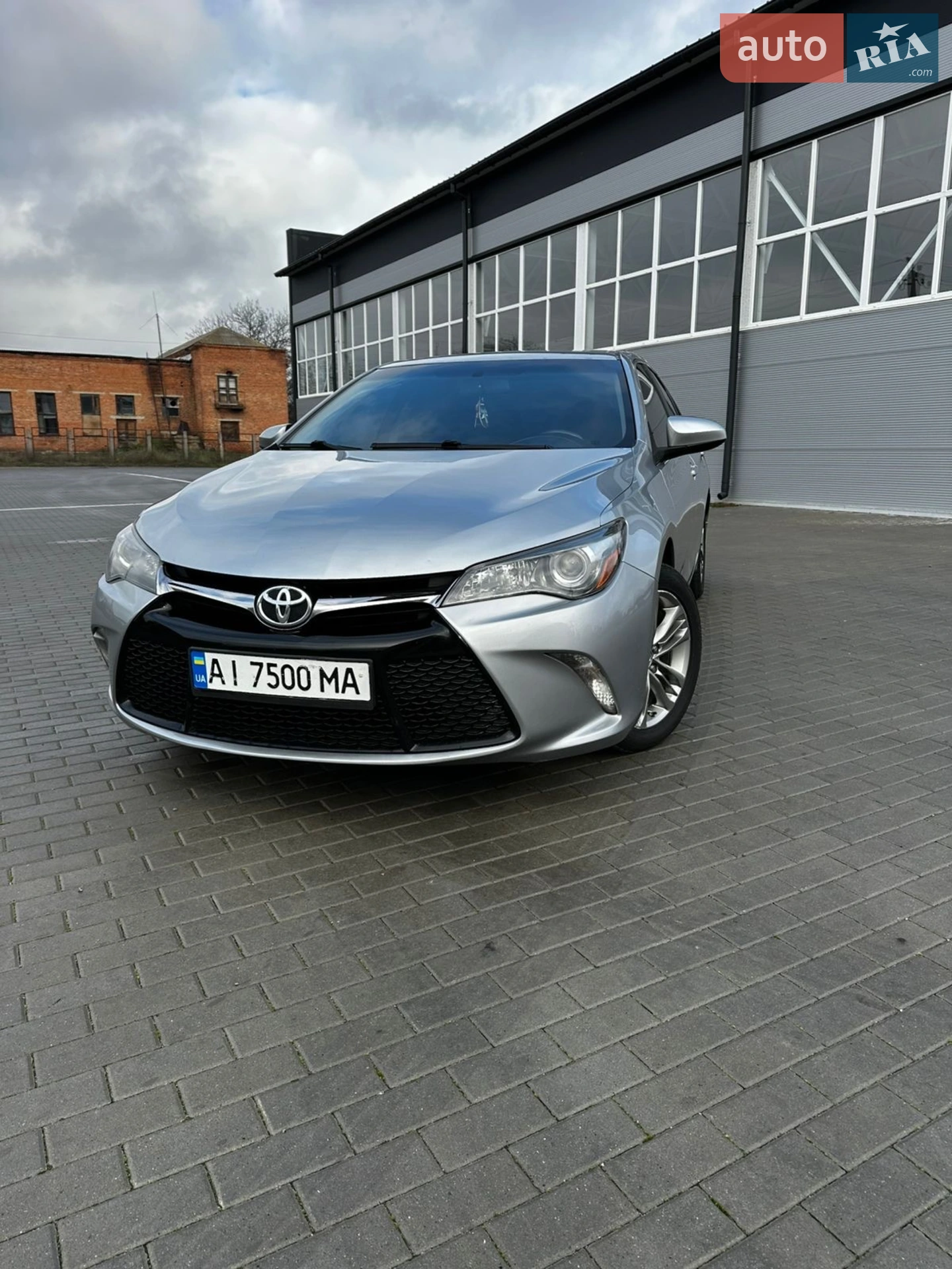 2017 Toyota Camry - мініатюра 4