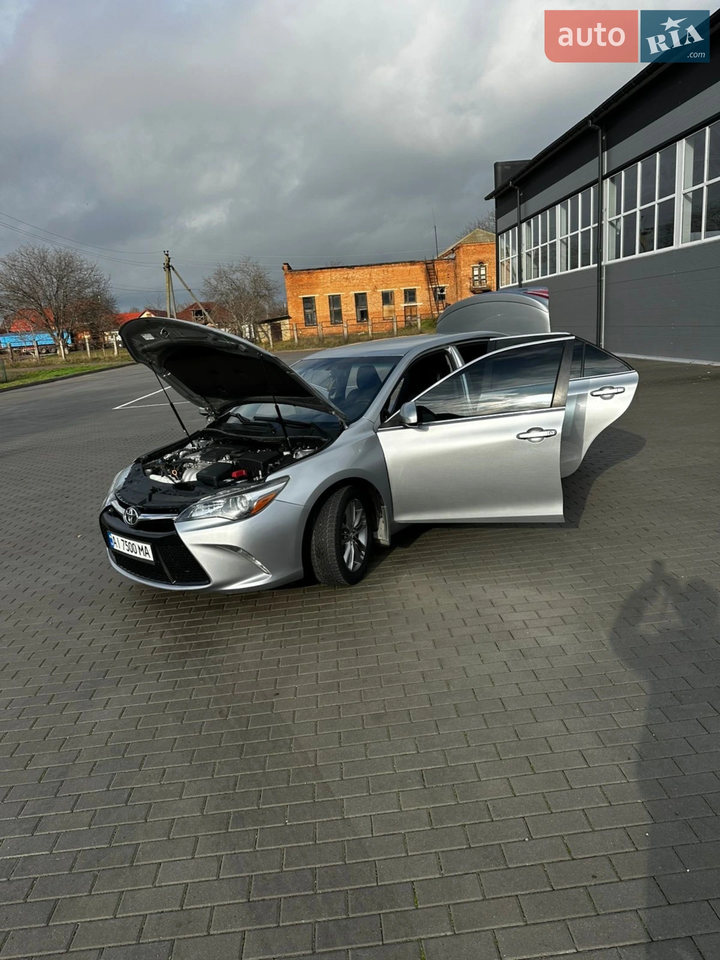 2017 Toyota Camry - мініатюра 16