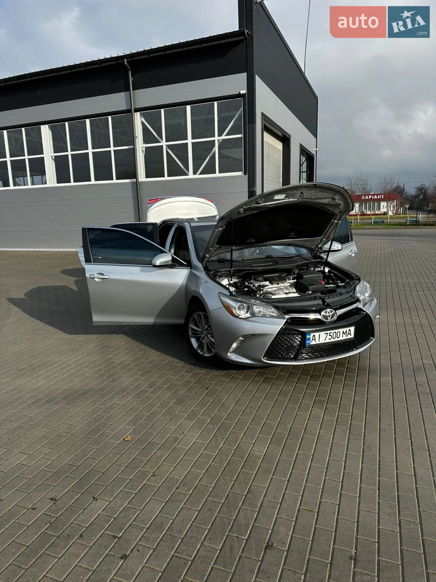 2017 Toyota Camry - мініатюра 30