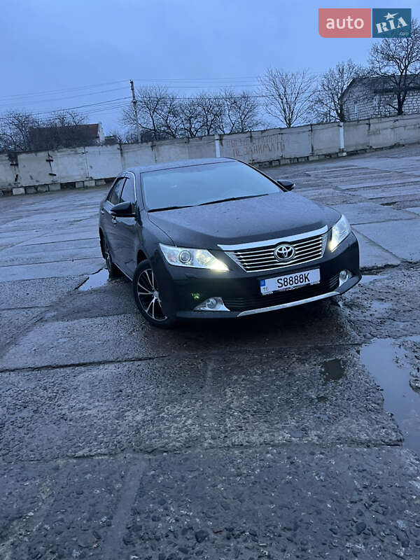 Седан Toyota Camry 2013 в Одессе