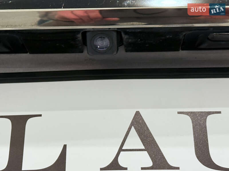 Седан Toyota Camry 2016 в Одессе