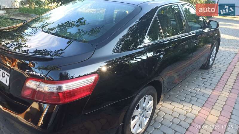 Седан Toyota Camry 2006 в Виннице