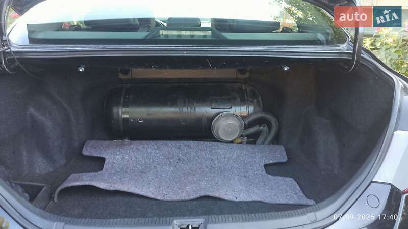 Седан Toyota Camry 2006 в Виннице