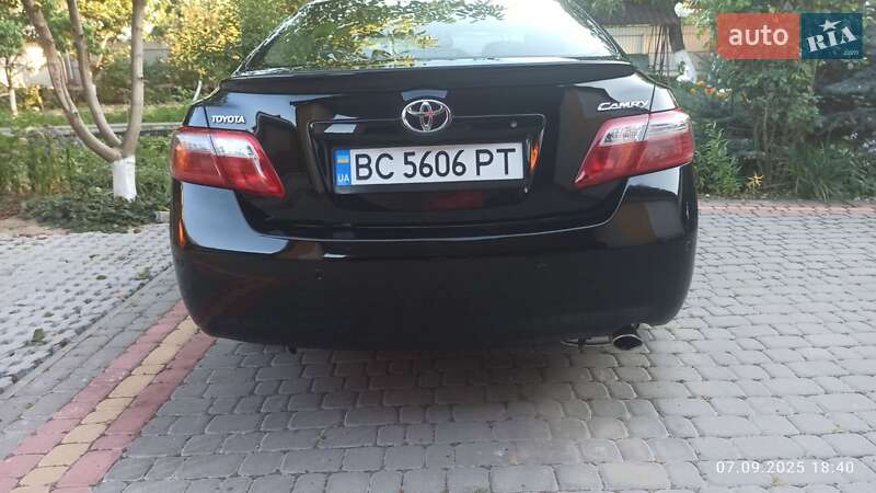 Седан Toyota Camry 2006 в Виннице
