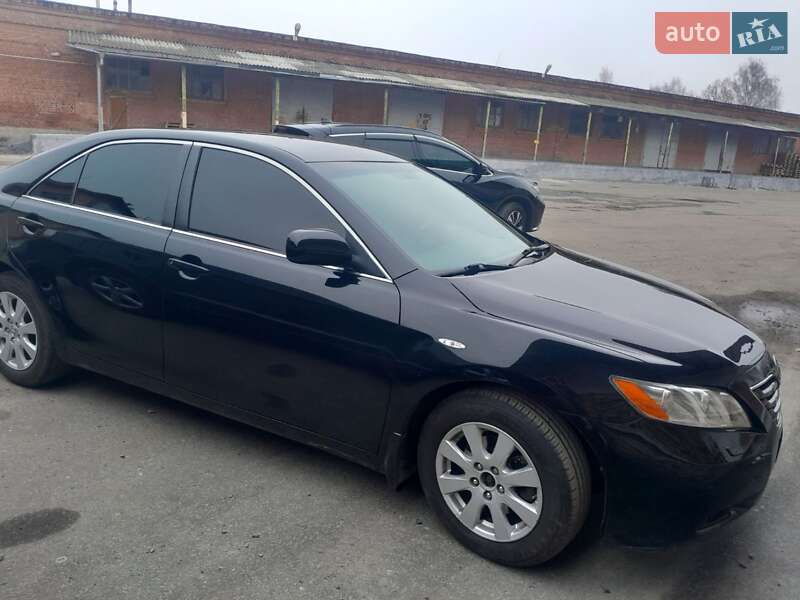 Седан Toyota Camry 2006 в Лубнах