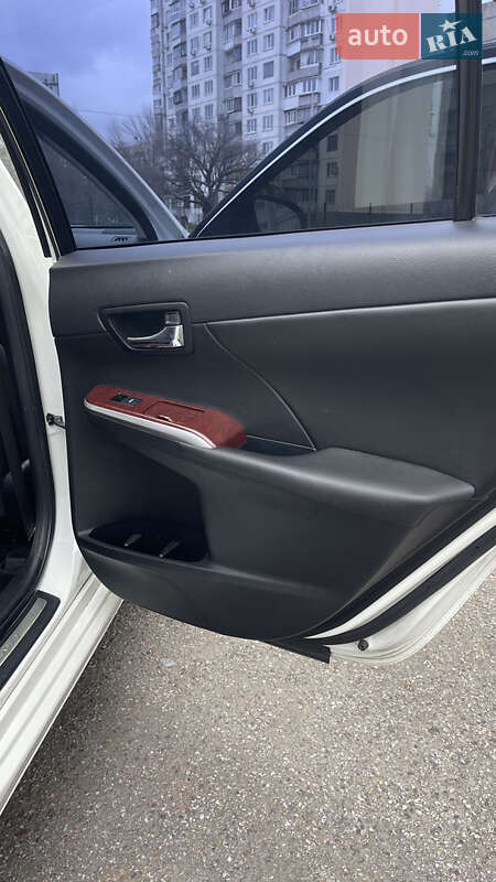 Седан Toyota Camry 2013 в Киеве фото 9 Седан Toyota Camry 2013 в Киеве