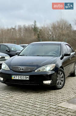 Седан Toyota Camry 2004 в Коломиї