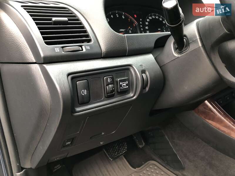 Седан Toyota Camry 2005 в Черновцах