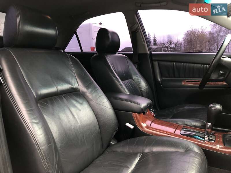 Седан Toyota Camry 2005 в Черновцах