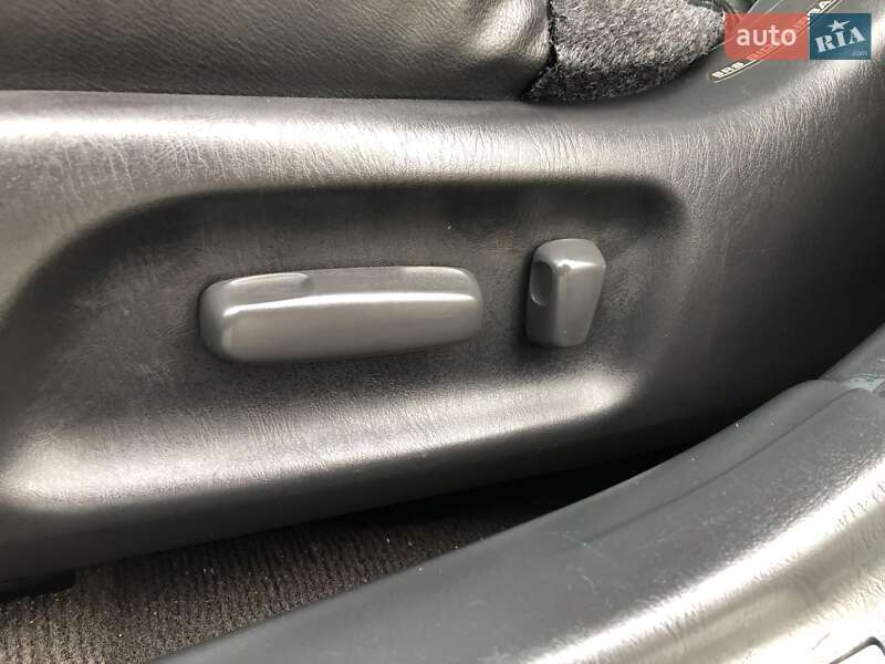 Седан Toyota Camry 2005 в Черновцах