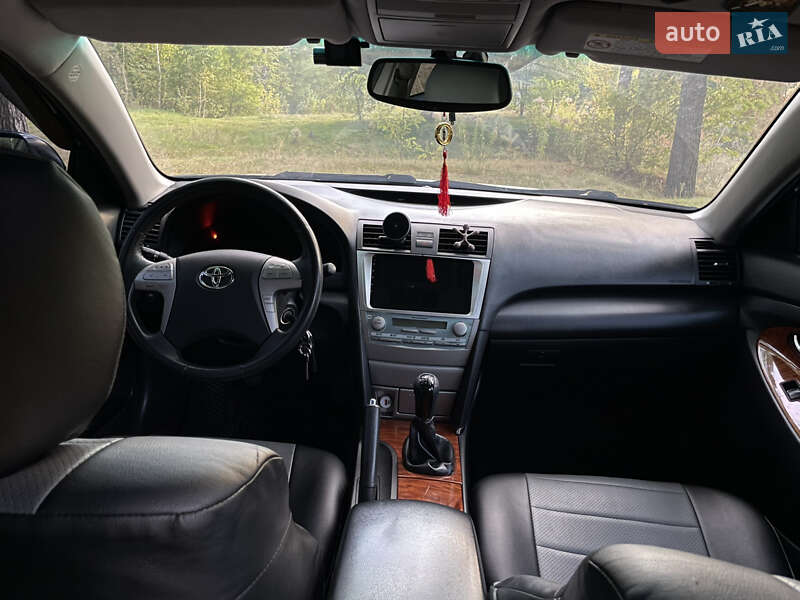 Седан Toyota Camry 2008 в Кролевці