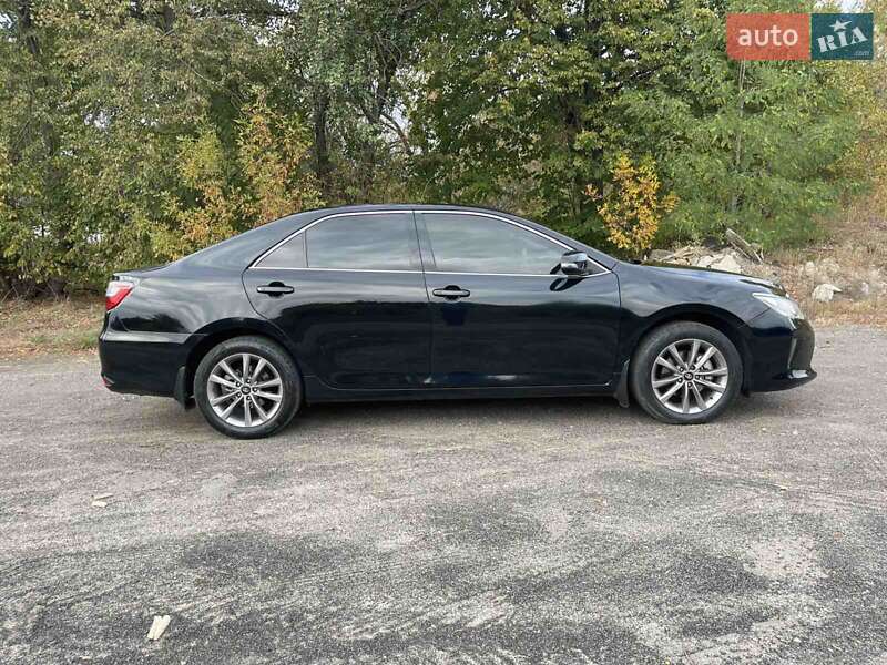 Седан Toyota Camry 2014 в Черкассах