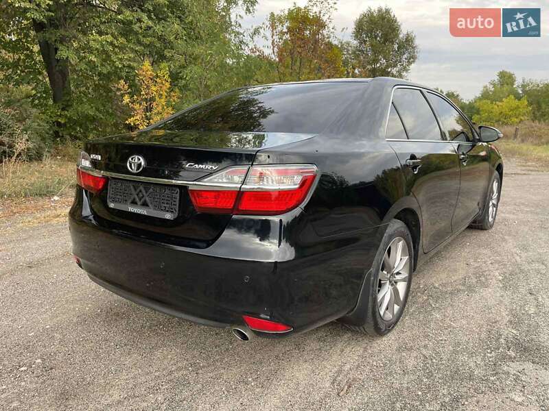 Седан Toyota Camry 2014 в Черкассах