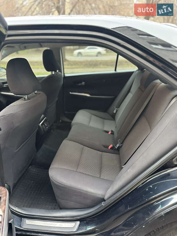 Седан Toyota Camry 2016 в Львове