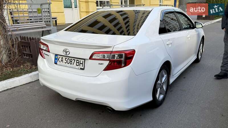 Седан Toyota Camry 2013 в Києві фото 2 Седан Toyota Camry 2013 в Києві