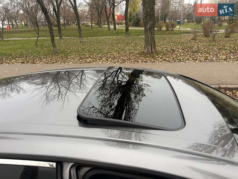 Седан Toyota Camry 2019 в Киеве фото 28 Седан Toyota Camry 2019 в Киеве