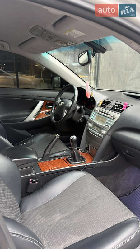 Седан Toyota Camry 2008 в Ужгороді