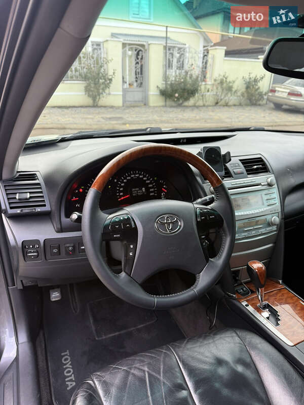 Седан Toyota Camry 2008 в Одессе