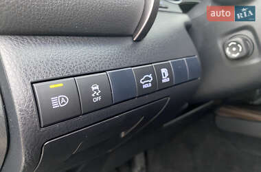 Седан Toyota Camry 2020 в Киеве