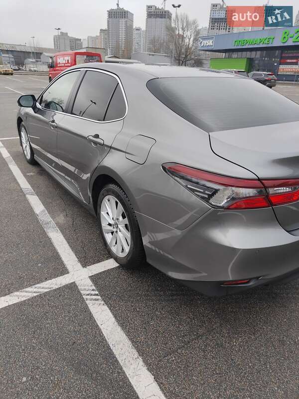 Седан Toyota Camry 2023 в Киеве фото 6 Седан Toyota Camry 2023 в Киеве
