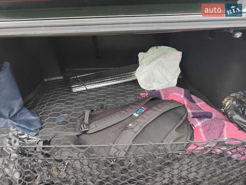 Седан Toyota Camry 2023 в Киеве фото 13 Седан Toyota Camry 2023 в Киеве