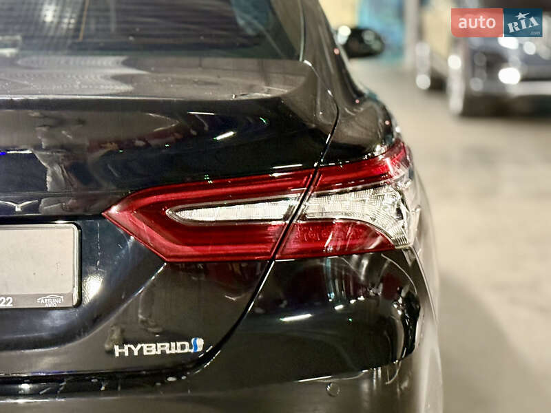 Седан Toyota Camry 2021 в Харкові