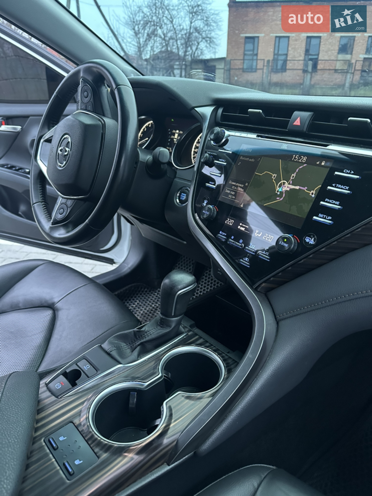 2019 Toyota Camry - мініатюра 18
