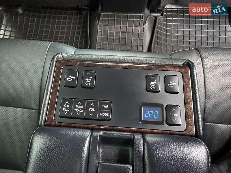 Седан Toyota Camry 2015 в Харкові