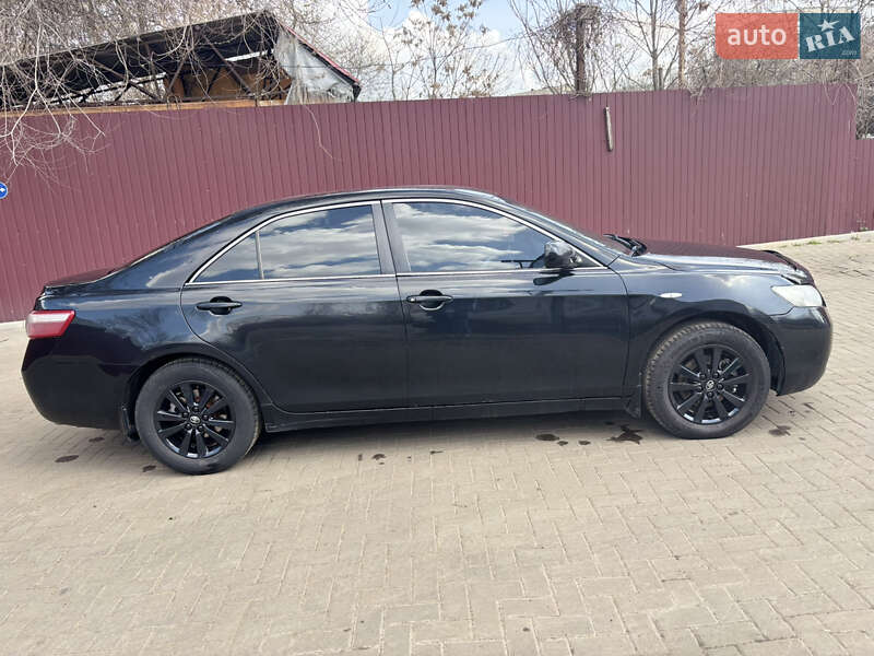 Седан Toyota Camry 2007 в Николаеве