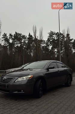 Седан Toyota Camry 2007 в Києві
