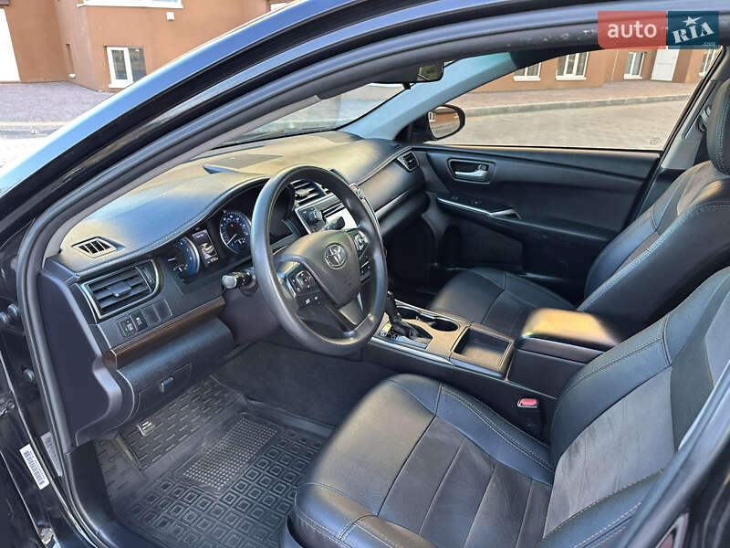 Седан Toyota Camry 2014 в Києві фото 17 Седан Toyota Camry 2014 в Києві