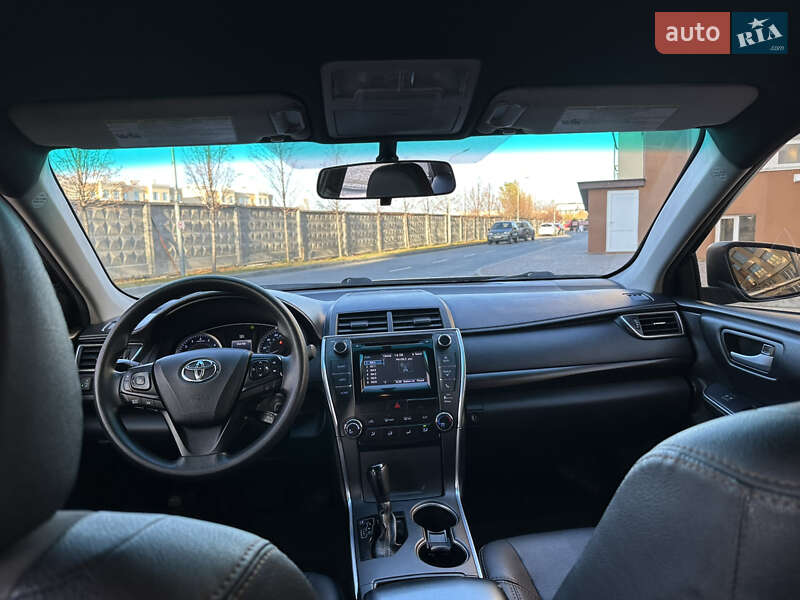 Седан Toyota Camry 2014 в Києві фото 27 Седан Toyota Camry 2014 в Києві