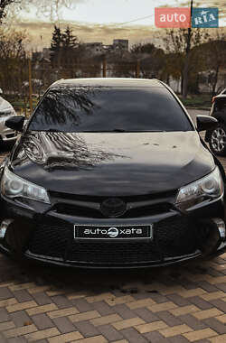 Седан Toyota Camry 2015 в Миколаєві