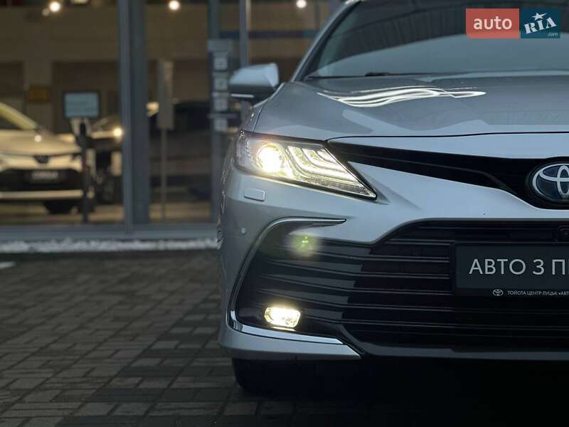 Седан Toyota Camry 2023 в Луцке фото 9 Седан Toyota Camry 2023 в Луцке