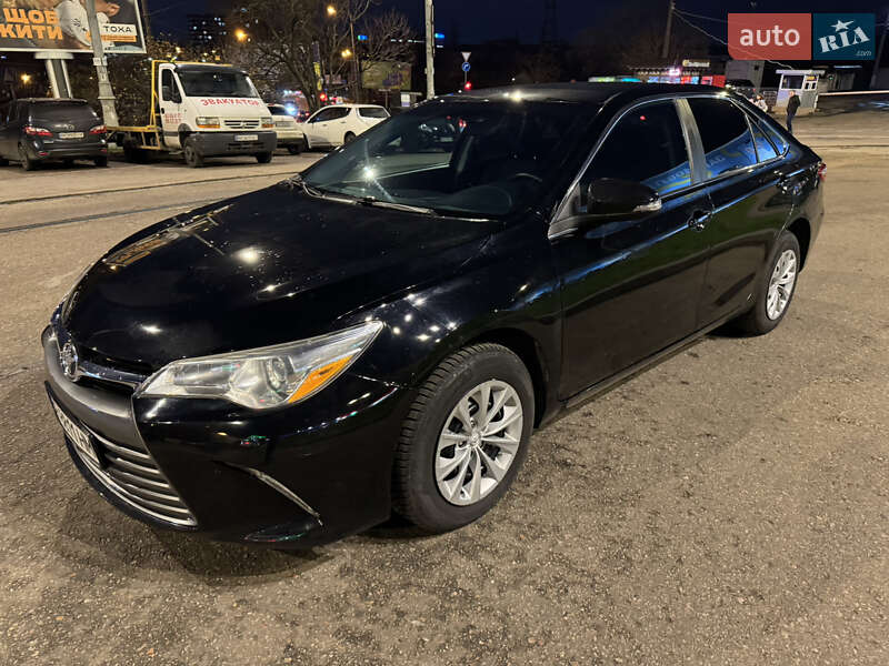 Toyota Camry 2016