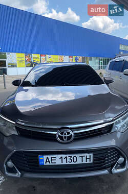 Седан Toyota Camry 2013 в Дніпрі