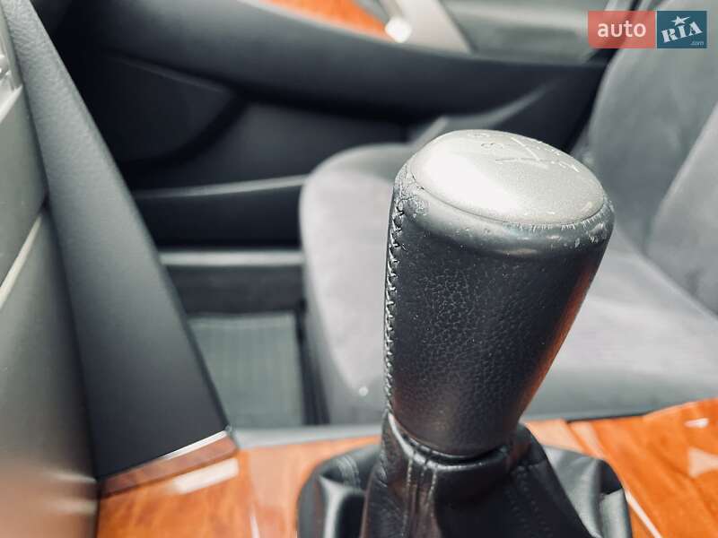 Седан Toyota Camry 2010 в Киеве