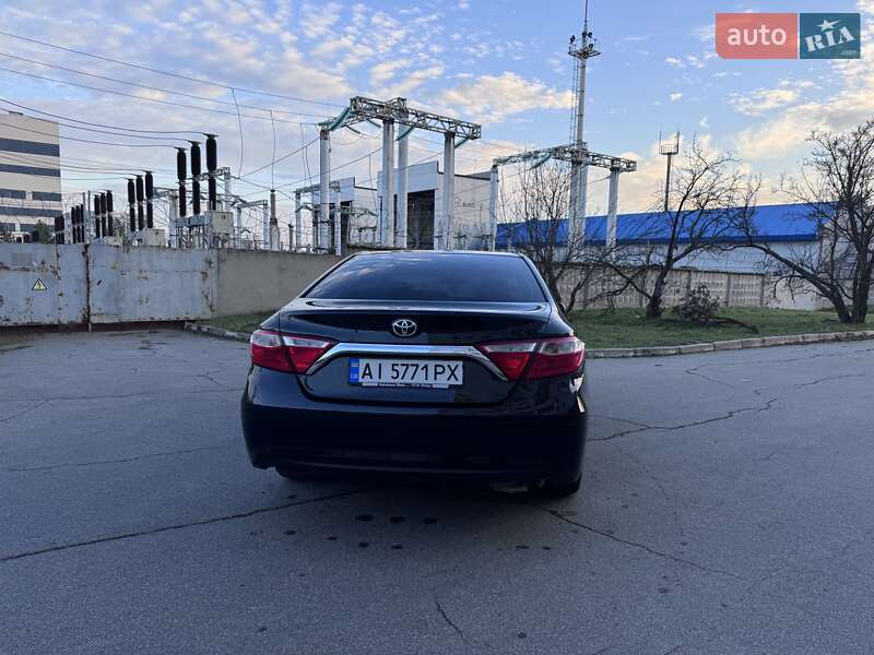 Седан Toyota Camry 2015 в Харькове