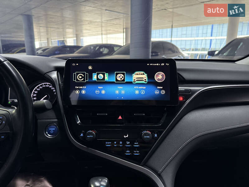 Седан Toyota Camry 2021 в Одессе