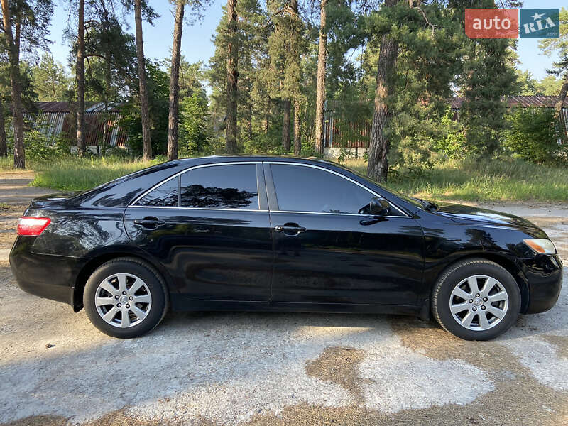 Седан Toyota Camry 2008 в Києві
