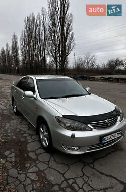 Седан Toyota Camry 2004 в Умани