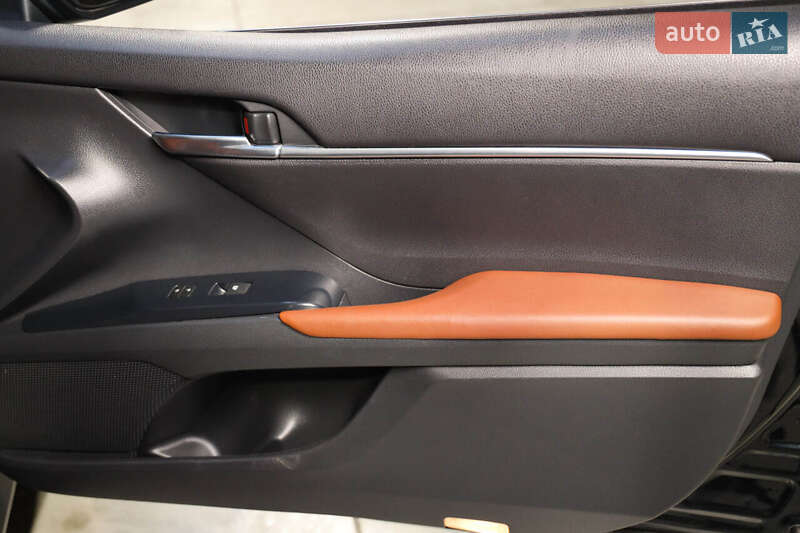 Седан Toyota Camry 2017 в Луцке фото 28 Седан Toyota Camry 2017 в Луцке